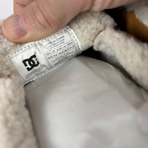 DC Men's Villain 2 SE Slip-on Shoes in a Mid Brown with Faux Fur. Size 10.5 - Picture 12 of 13